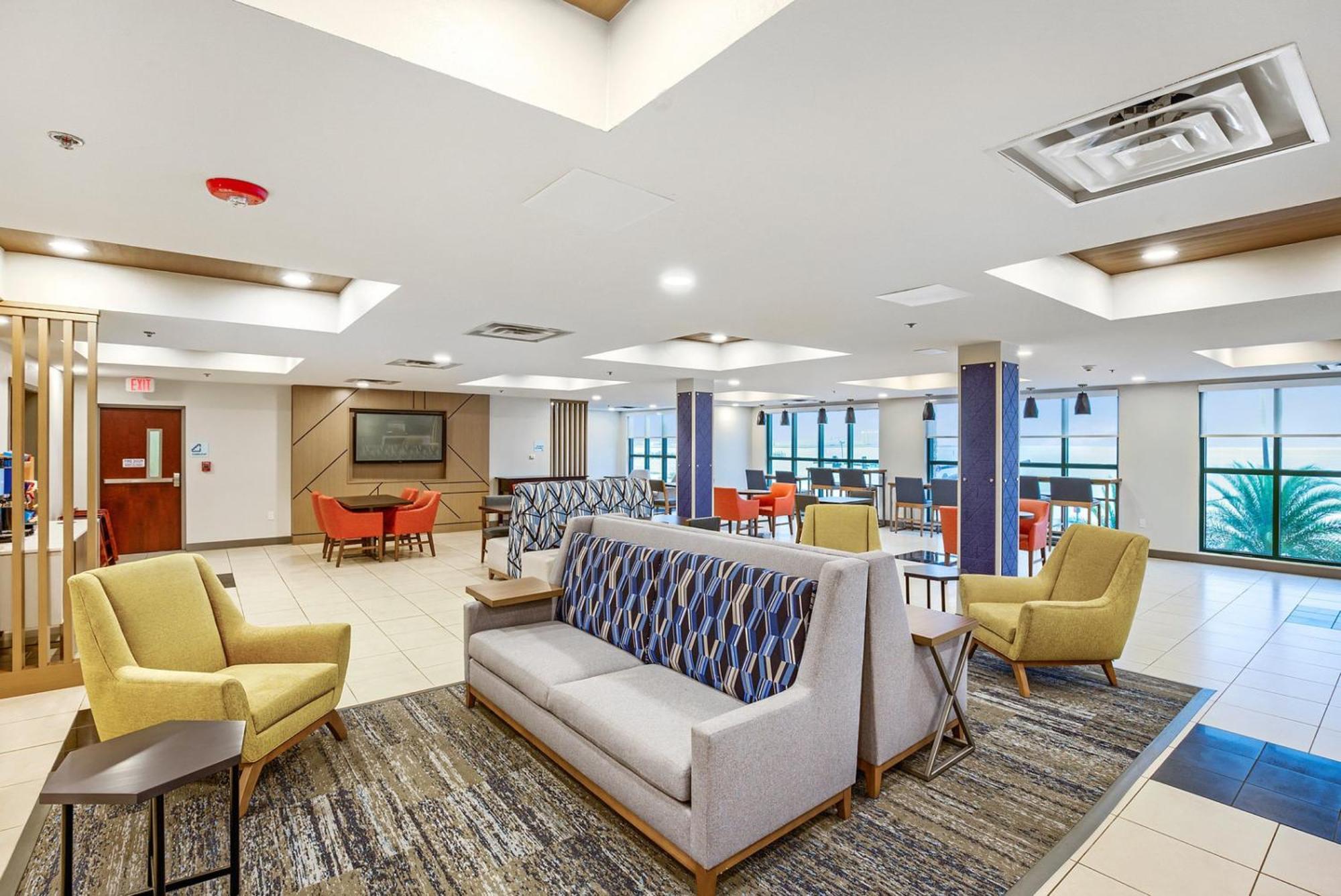 Holiday Inn Express - Gulfport Beach By Ihg Exteriér fotografie