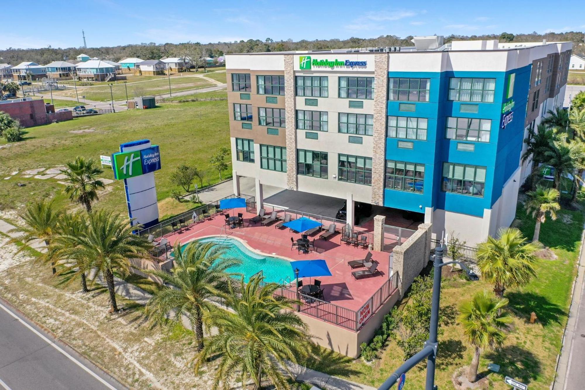 Holiday Inn Express - Gulfport Beach By Ihg Exteriér fotografie