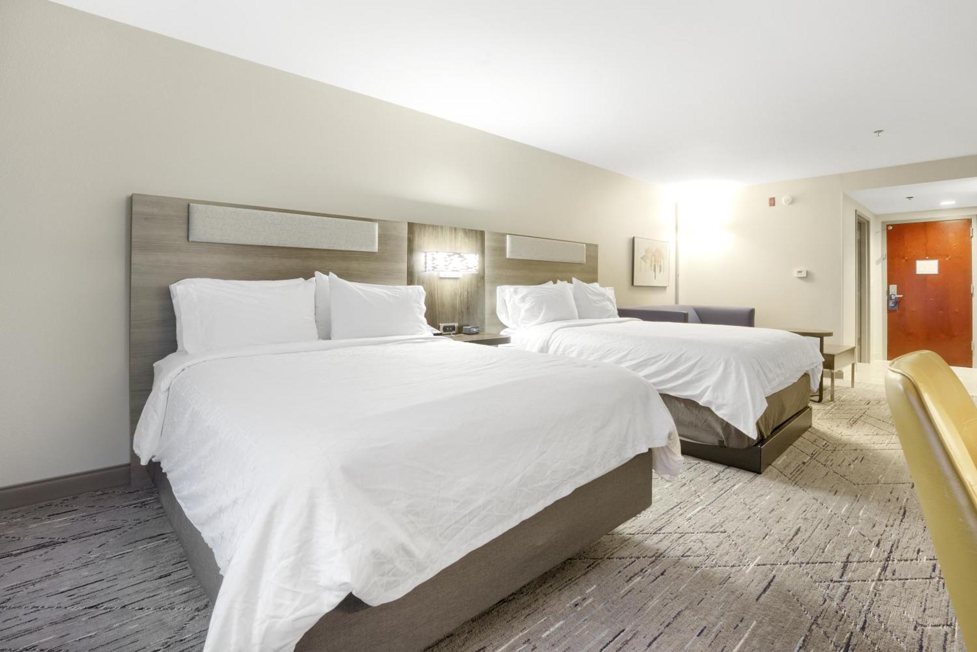 Holiday Inn Express - Gulfport Beach By Ihg Exteriér fotografie