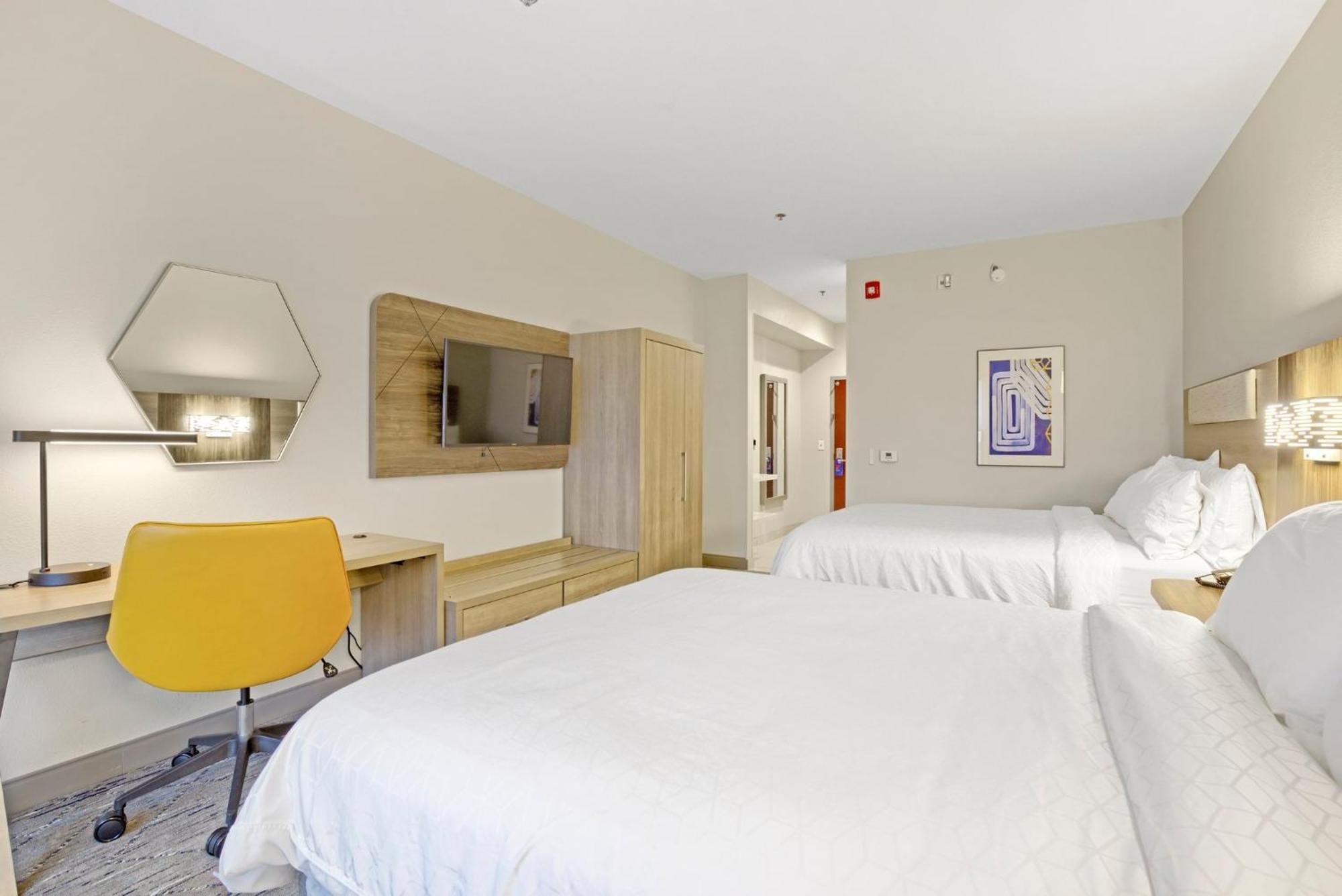Holiday Inn Express - Gulfport Beach By Ihg Exteriér fotografie